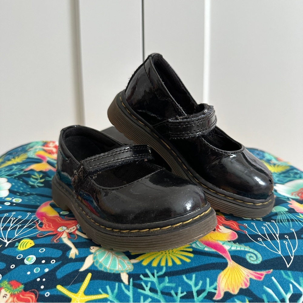 SOLD LOCAL Dr. Martens Mary Jane Tullys Toddler Size 7